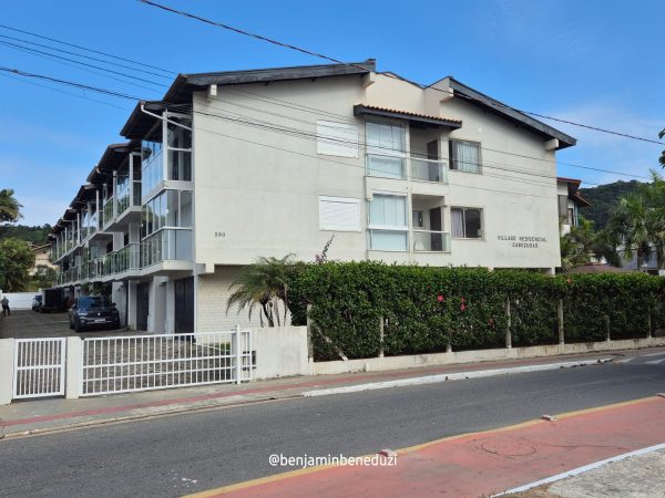 Village Cabeçudas Apartamento Tripex